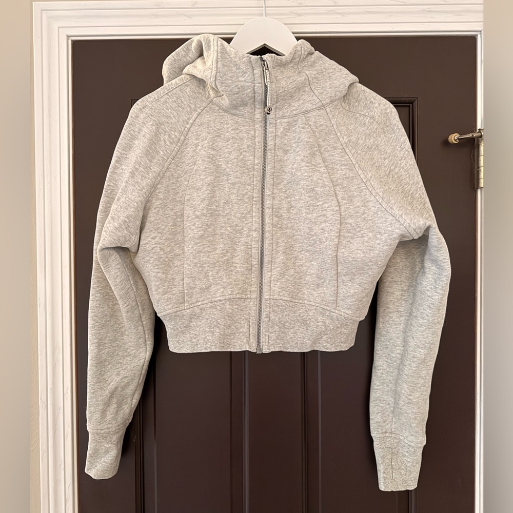 Lululemon Cropped Scuba Hoodie Heathered Core Ultra Gray 10 Sweatshirt Full Zip